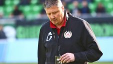 Любо Пенев отново оплю съдиите