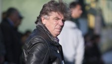 БФС размаха пръст на Шенсой