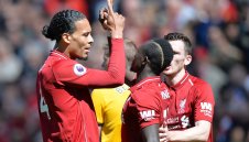 Титлата се изплъзва? Психолог работи с играчите на Ливърпул