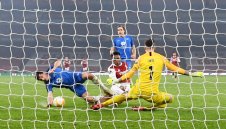 Арсенал обърна Молде с 4:1 с два автогола