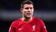 Милнър за оставането си в Ливърпул: Все още мога да съм полезен