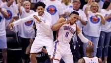 Голдън Стейт отнесе нов шамар от Тъндър и е пред отпадане