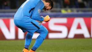 Лошо за Реал, Ливърпул и Челси: Алисон остава в Рома