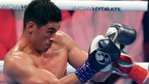 Аршавин към Бивол: Имаш фигура на футболист!