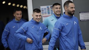 Кризата в Левски: Продължава сагата с халф на "сините"