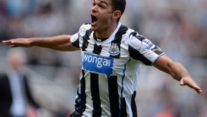 Нюкасъл глоби дебелия Хатем Бен Арфа