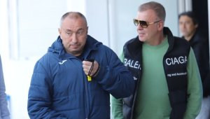 Кой какви козове държи във войната в Левски