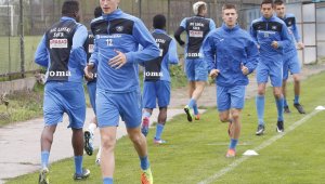 Левски без Минев и Де Ноойер срещу Локо Пловдив