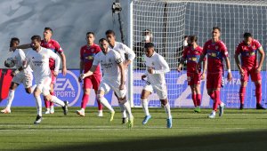 Бензема измъкна Реал от нова издънка