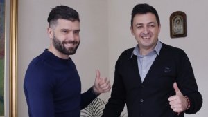 Капитанът на Левски остава на "Герена" до 2020 година