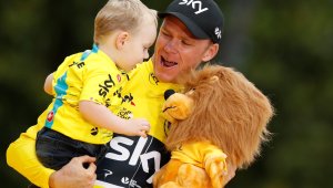 Спипаният с допинг Фруум ще върти педалите на "Пътя към слънцето"