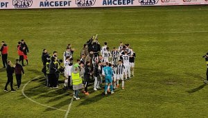Ултиматум! БФС размаха пръст на Локо Пд, гони &bdquo;черно-белите&ldquo; в друг град