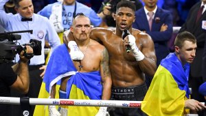 Джошуа срещу "Северния кошмар": Трохи за Ей Джей, рекордни пари за Хелениус + ВИДЕО 