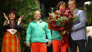 Стойка Кръстева се завърна в България и заяви: Горда съм