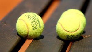 Заради коронавируса: И "Ролан Гарос" без фенове 