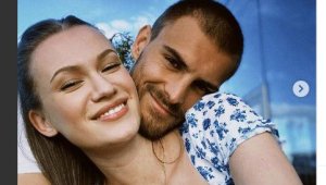 Секси модел се обясни в любов на бивш капитан на ЦСКА + СНИМКИ