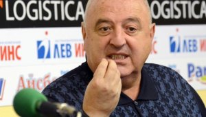 Венци Стефанов: Левски си свърши перфектно работата със съдията