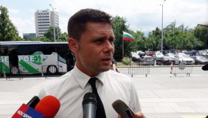 Александър Димитров: Отиваме да отстраним Радник