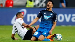 Арсенал и Тотнъм влизат в здрава битка за халф на Хофе