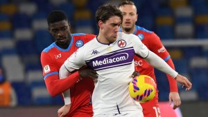 "Виола" каза "да" на Арсенал за Душан Влахович