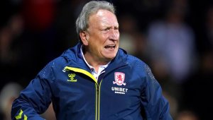 Загуба за Нийл Уорнък в историческата вечер за мениджъра