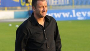 Кривия забърка скандал преди дербито на Пловдив