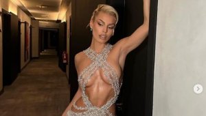 Мацето на бивш на Барса очарова с рокля без сутиен + СНИМКИ