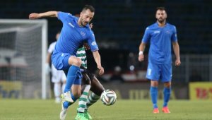 Още един зарязва Левски за пари