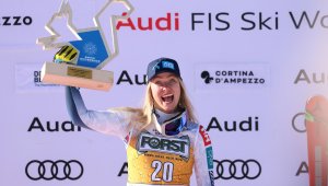 Мовинкел триумфира в Кортина за първата си победа в спускането