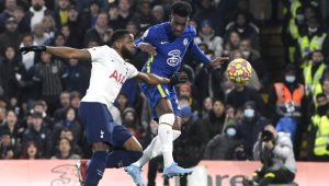 Отхвърлен от Англия може да рита за Гана на Световното в Катар