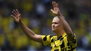 Холанд с последен гол за Дортмунд, Херта ще играе бараж да оцеляване