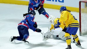 Сборният отбор на Северна и Южна Корея по хокей изигра първия си мач