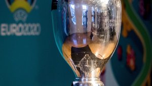 Коронавирус: УЕФА променя Евро 2020