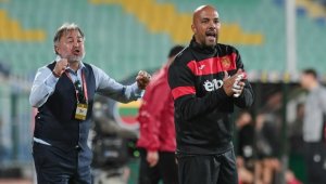 Ники Михайлов титуляр за България срещу Грузия