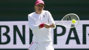 Швьонтек и Возняцки продължават да мачкат на US Open