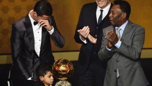 Кристиано Роналдо с емоционално сбогуване с Пеле