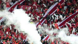 Скандал в Бразилия: Репортерка се оплака от сексуален тормоз от талисман 