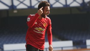 Силният Ман Юнайтед се завърна! Фернандеш герой при 3:1 над Евертън