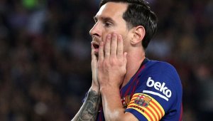 Меси отсвири наградите на ФИФА