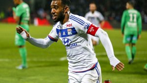 Лаказет съсипа Сент Етиен с хеттрик