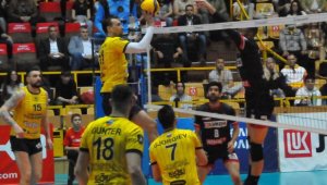 Бивш национал по волейбол сложи край на кариерата си