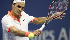 Федерер чукна американец и чака Бердих