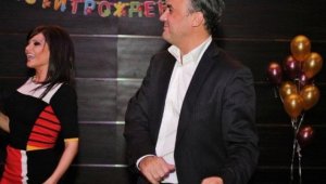 Няма кой да бутне Боби Михайлов: Още два клуба застанаха зад него