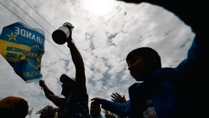 Лудост! Фен пропътува 4000 км, за да гледа любимия си отбор 