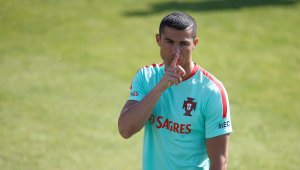 Спортинг Лисабон подаде ръка на своя юноша Роналдо 