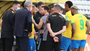 Тите за скандала: Във футбола има правила!