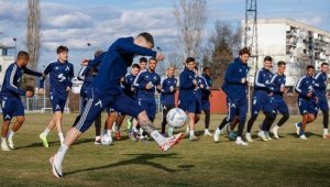 Трансферен удар: Левски купува нападател от Англия