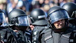 Какво се случва? Сапьори нахлуха на „Васил Левски“ – ето какво откриха