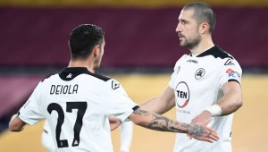 Гълъбинов вкара на Буфон юбилейния си гол номер 100 в Италия