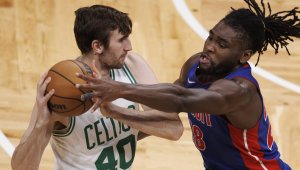 Раздават юмруци преди мач в НБА, има арест